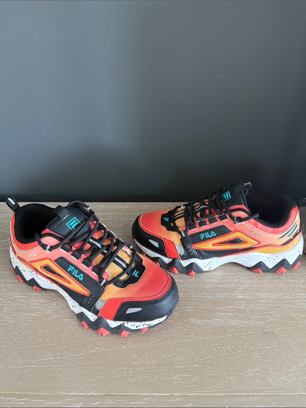 FILA Oakmont TR Chunky Trail Sneakers EU 39 Multicolor Retro Hiking Sneakers